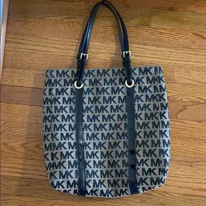 Michael Kors tote
